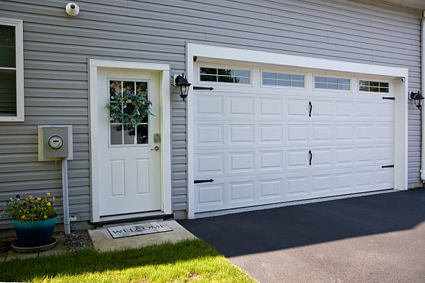 24/7 Emergency Garage Door Panel Replacement experts in King and Queen County County, VA